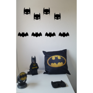 Alternative view of Muursticker superhero masker batman