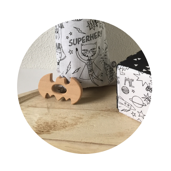 Houten vleermuis bijtring geboorte cadeau