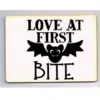 houten ansichtkaart love at first bite batman