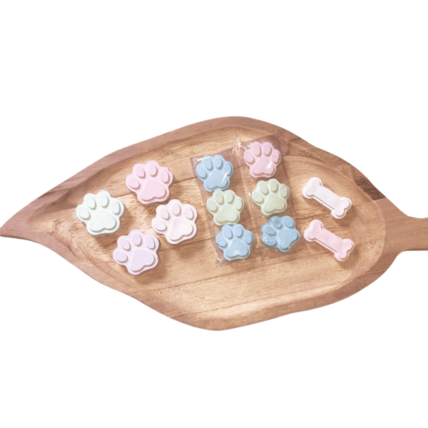 stoepkrijt hondenpootjes en botjes