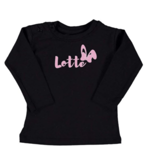 Baby shirt Pasen met naam voor de Paasdagen.